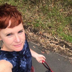 Meet your Posher, Dee